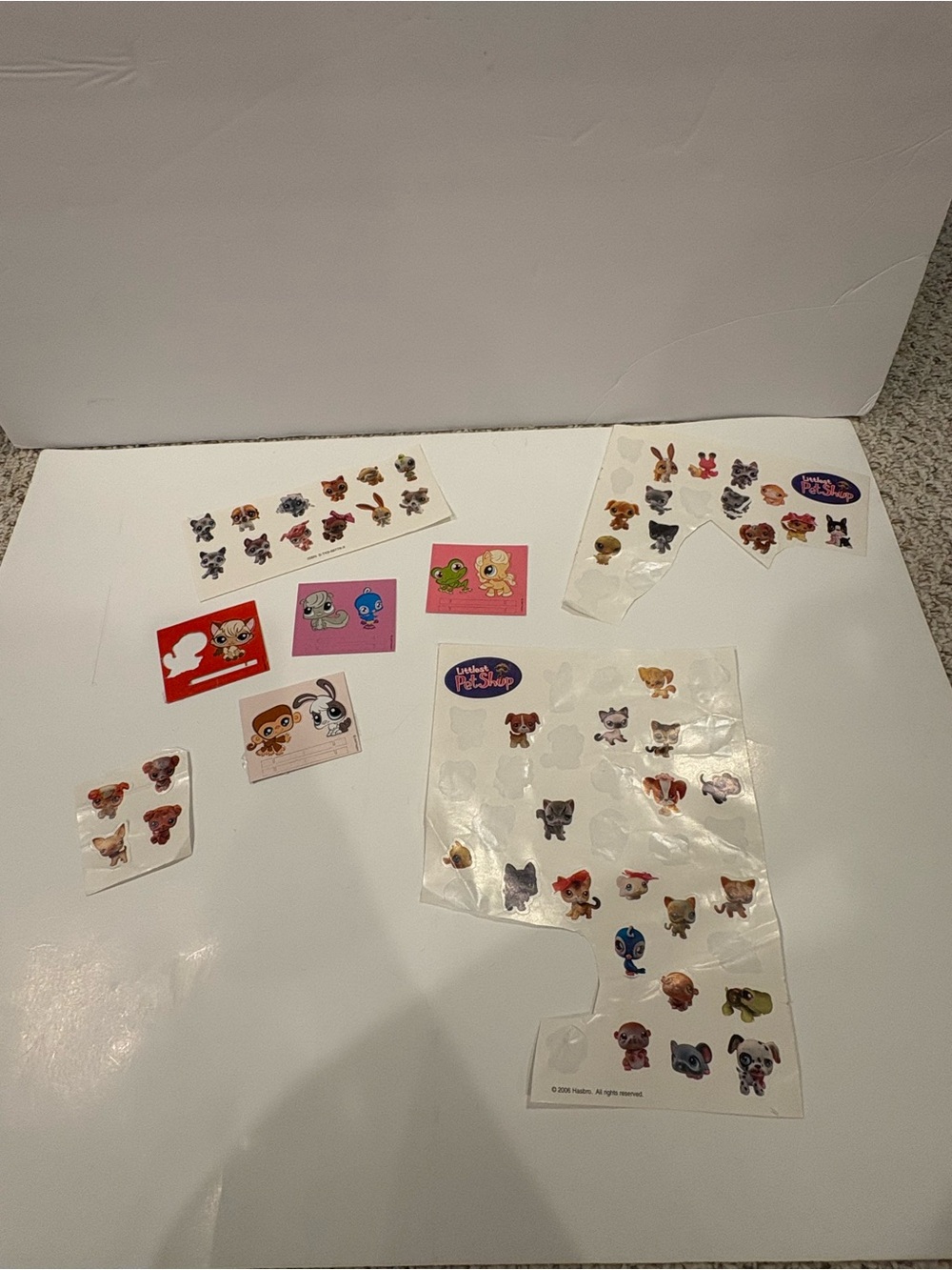 2006 Hasbro Littlest Pet Shop Stickers and Paper Dolls